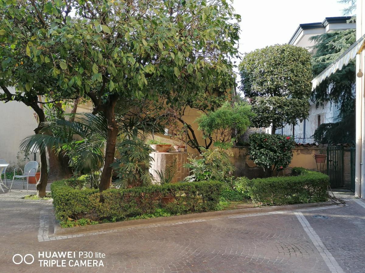 Hotel Giardino degli Aranci - Housity