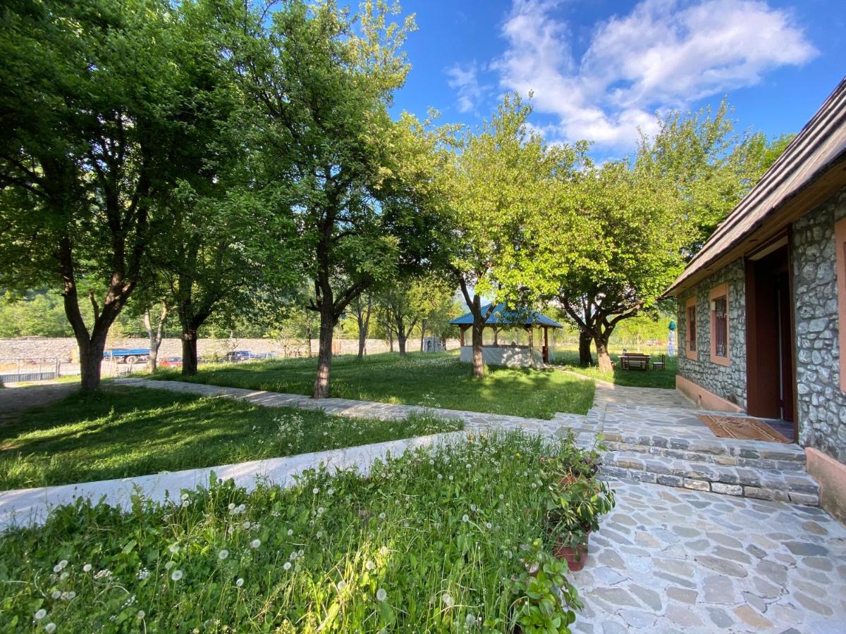 Peraj Guesthouse - Housity