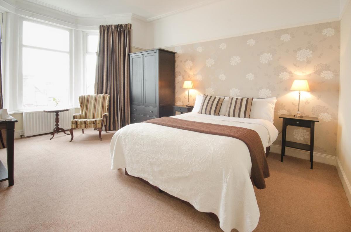 Ennislare House Guest Accommodation - Housity