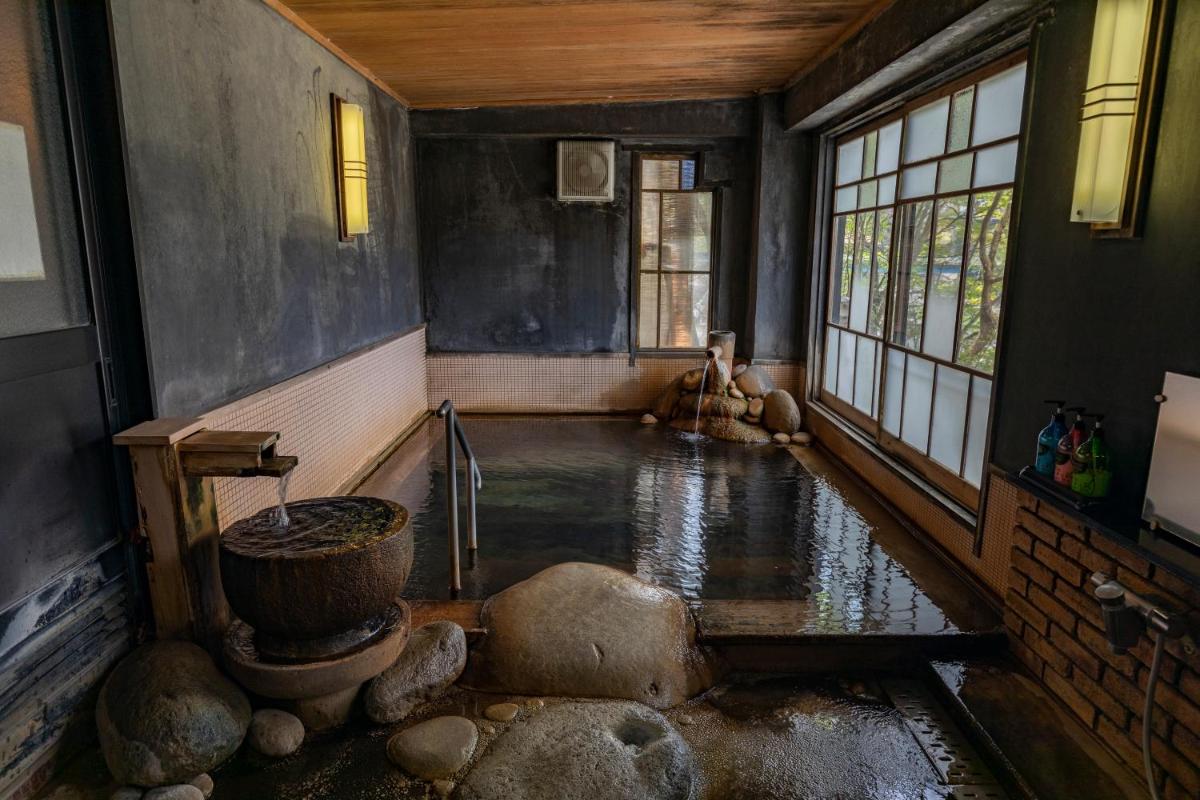 Hatago Kayausagi - Housity