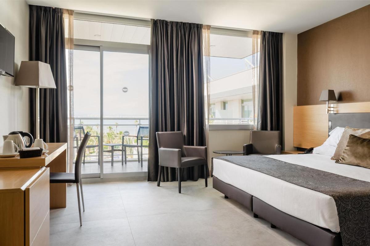 Cama o camas de una habitación en Gran Palas Hotel - Spa incluido
