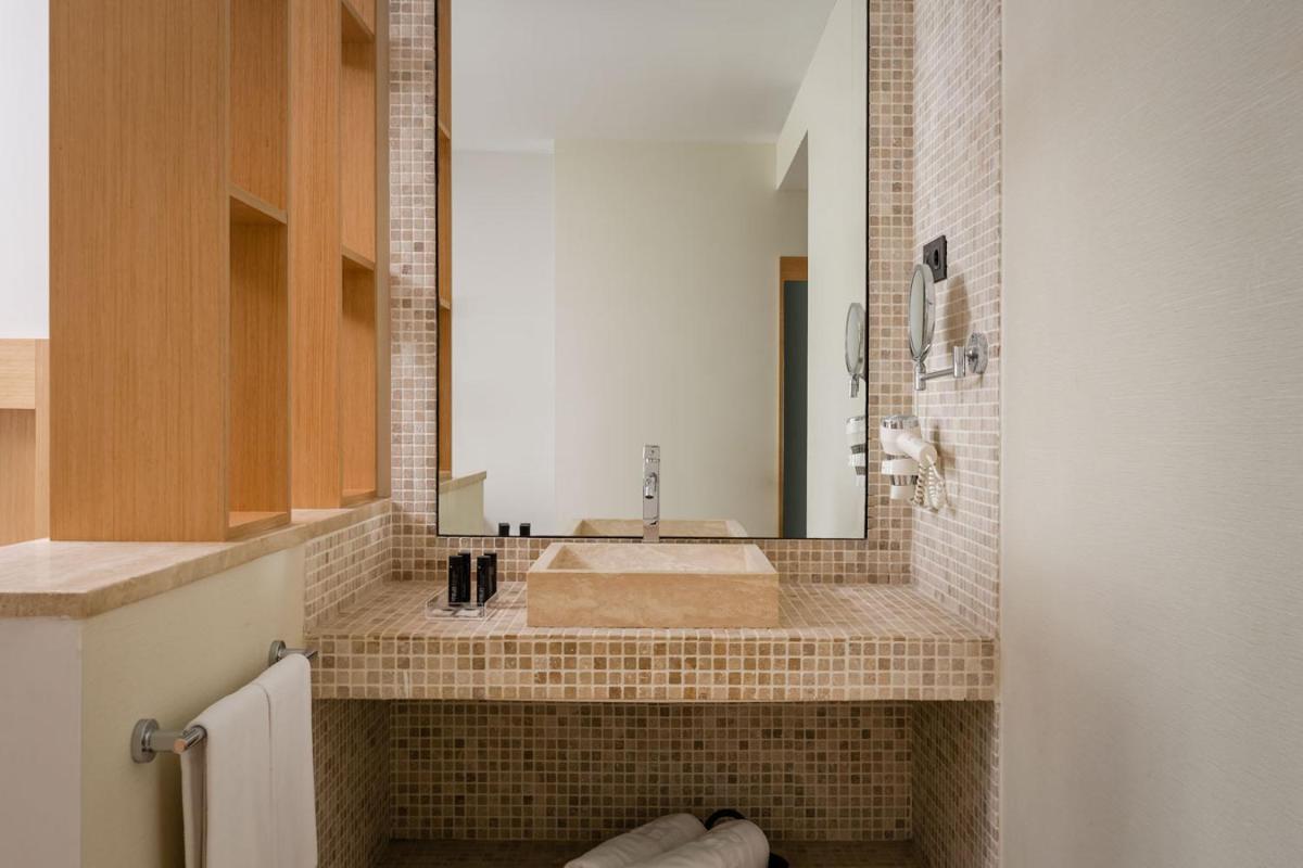 Un baño de Gran Palas Hotel - Spa incluido