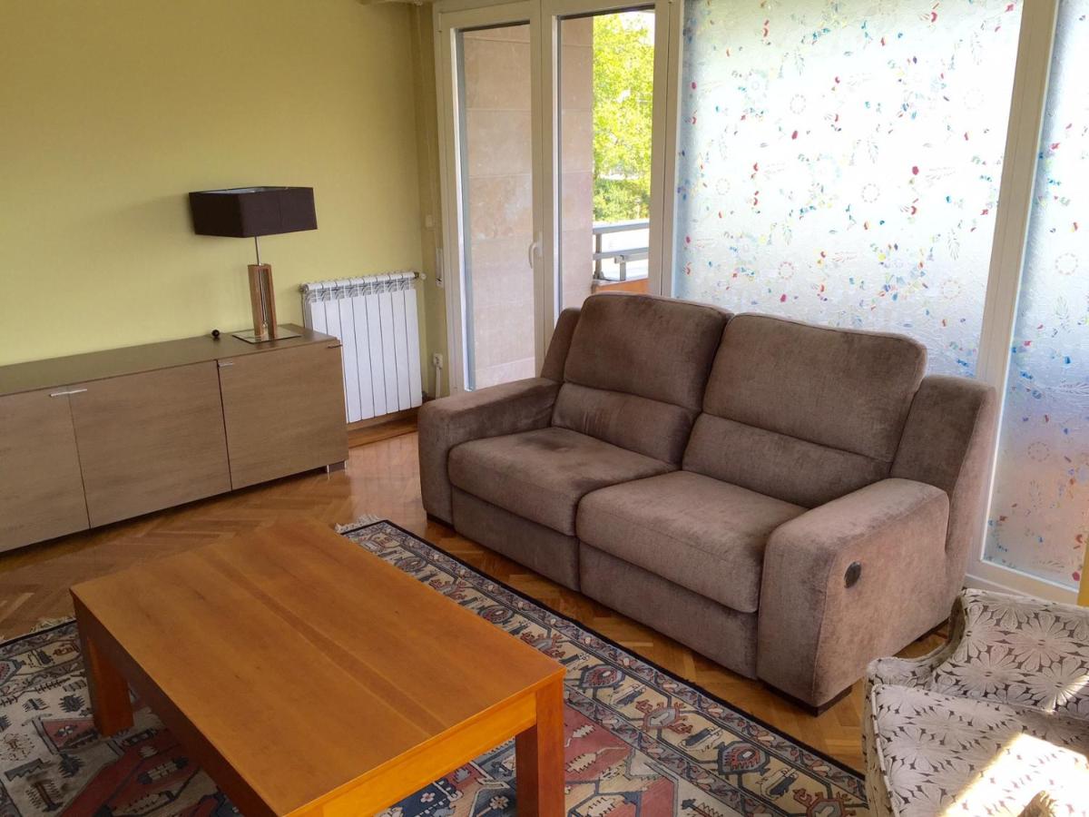 Lorea - Local Rentss - Housity
