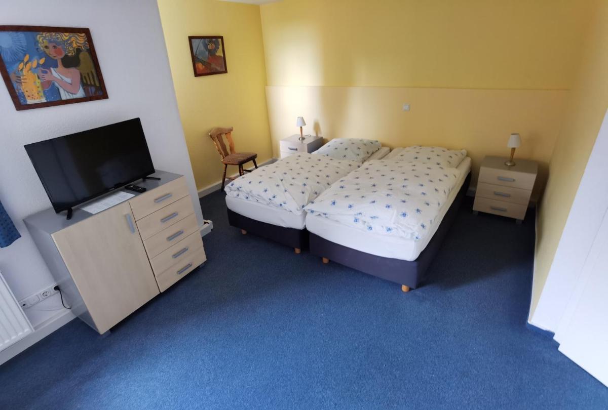 Zum Schwarzen Adler - Housity