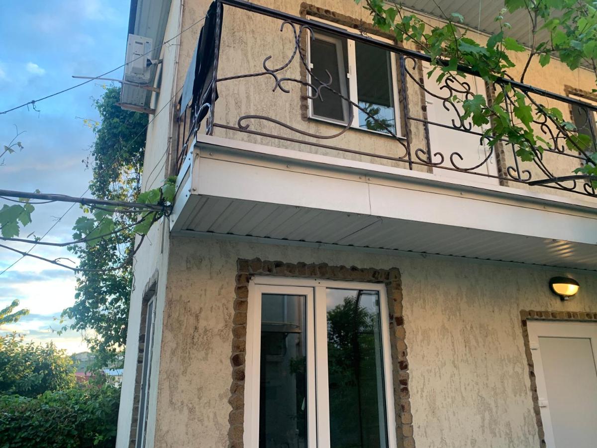 Guest House Dacha - Housity