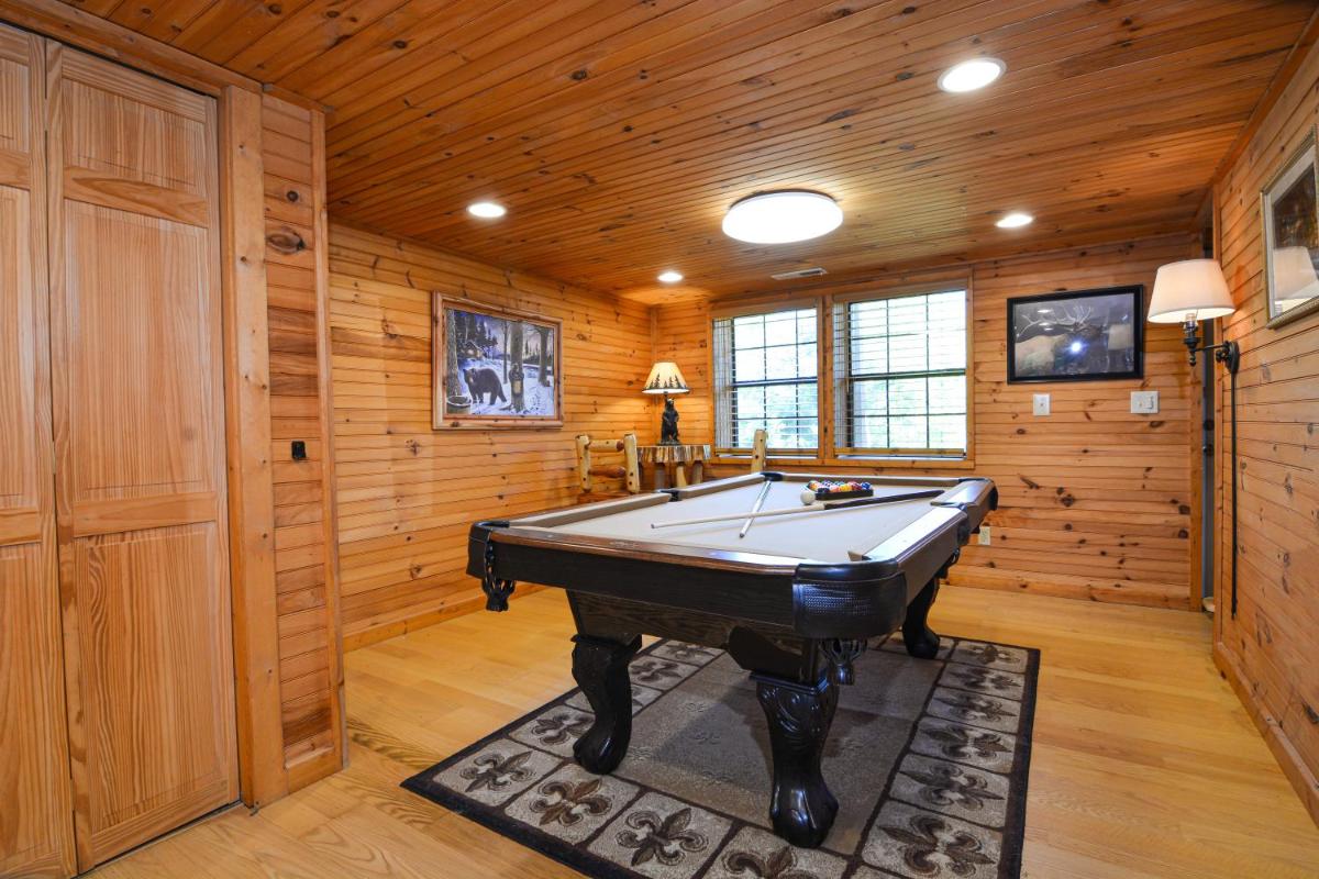 Gatlinburg - Moonlight Mountain Views - Housity