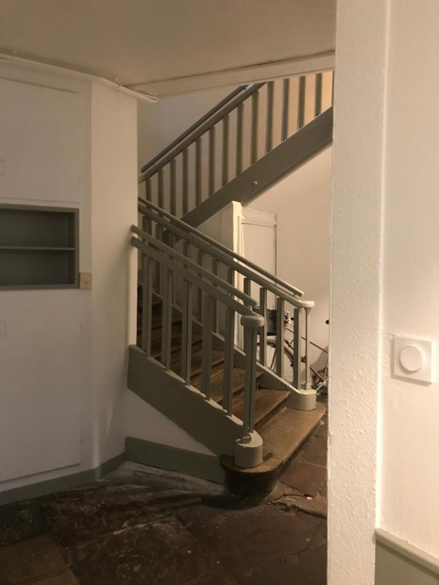 La loge 45 AU COEUR DU CENTRE HISTORIQUE DE RODEZ - Housity