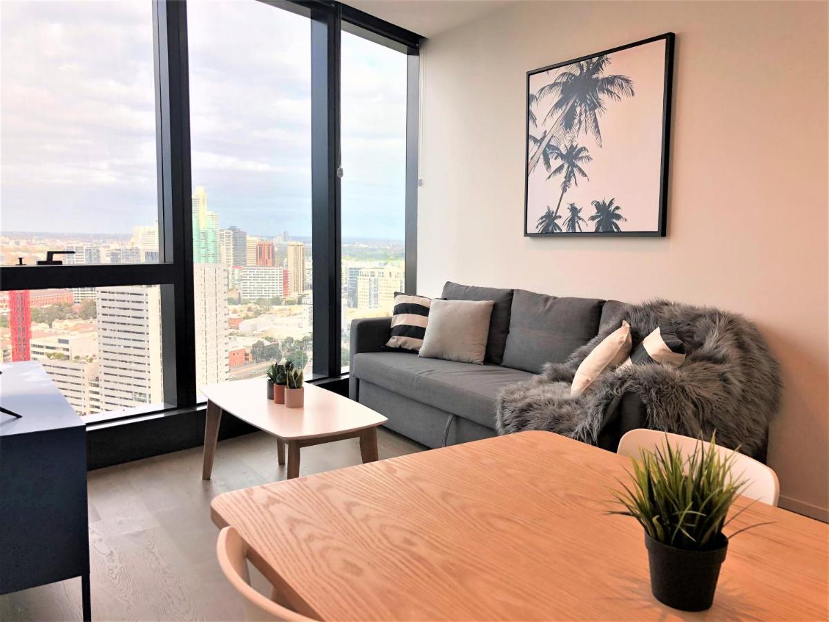 ReadySet Apartments on Southbank Boulevard - Housity