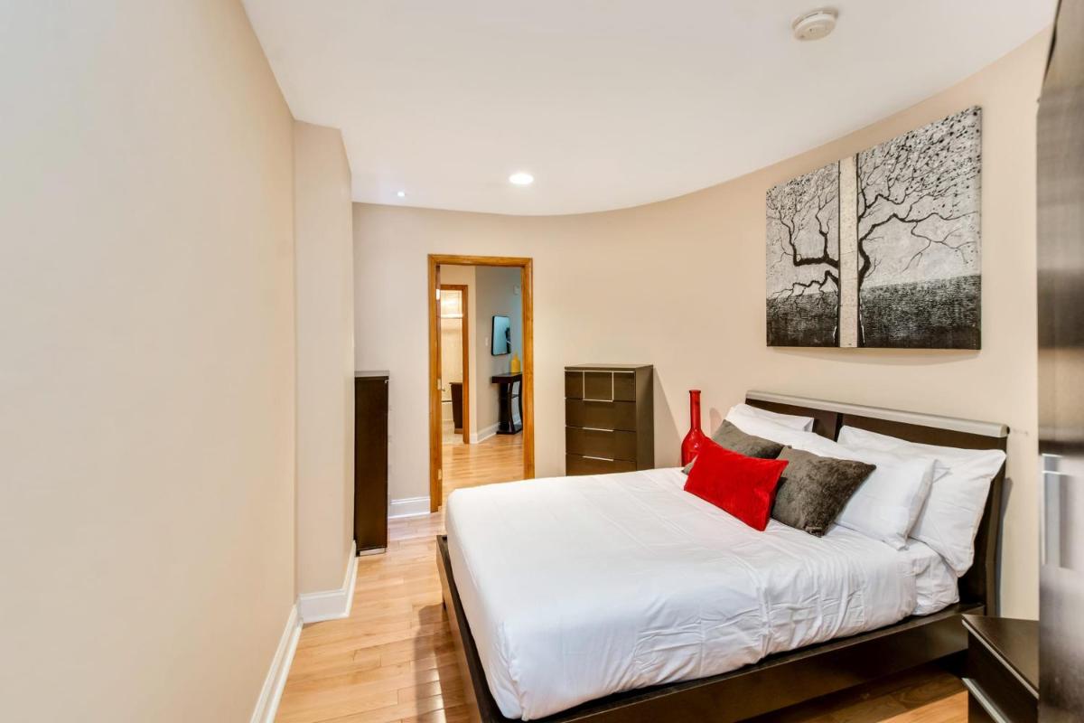 Stylish 1BD Loft in Center City - Housity