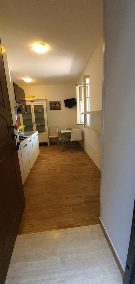 Appartamento SPLENDORE con cucina bagno e terrazzino 4posti letto - Housity