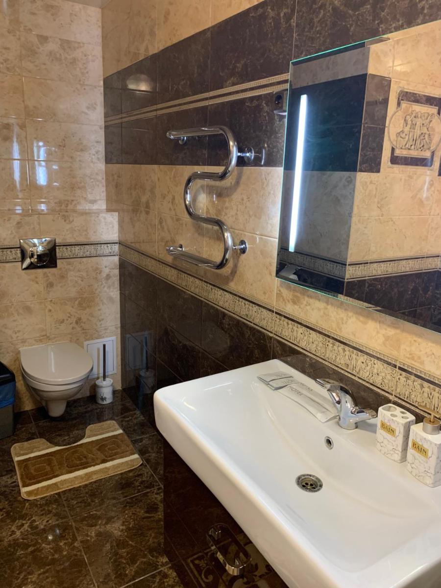 Mini-hotel "Lyubimyi" - Housity