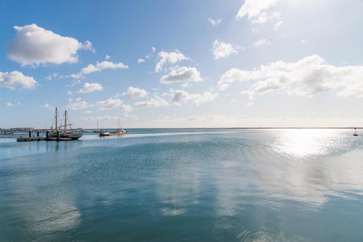 Charming town house just 500m from the marina and its well known typical market - Housity