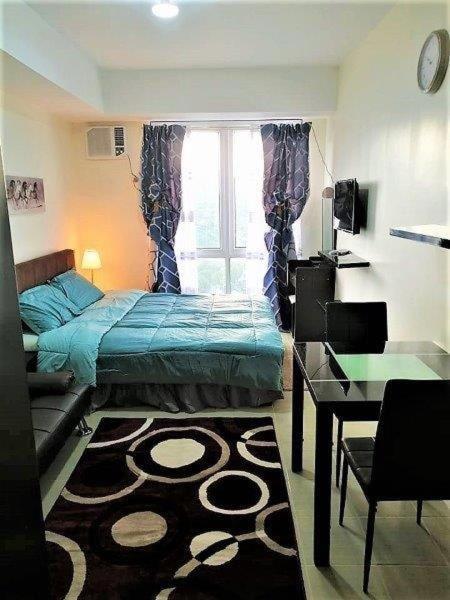 Studio Condominium - Short and Long Term Staycation - Housity