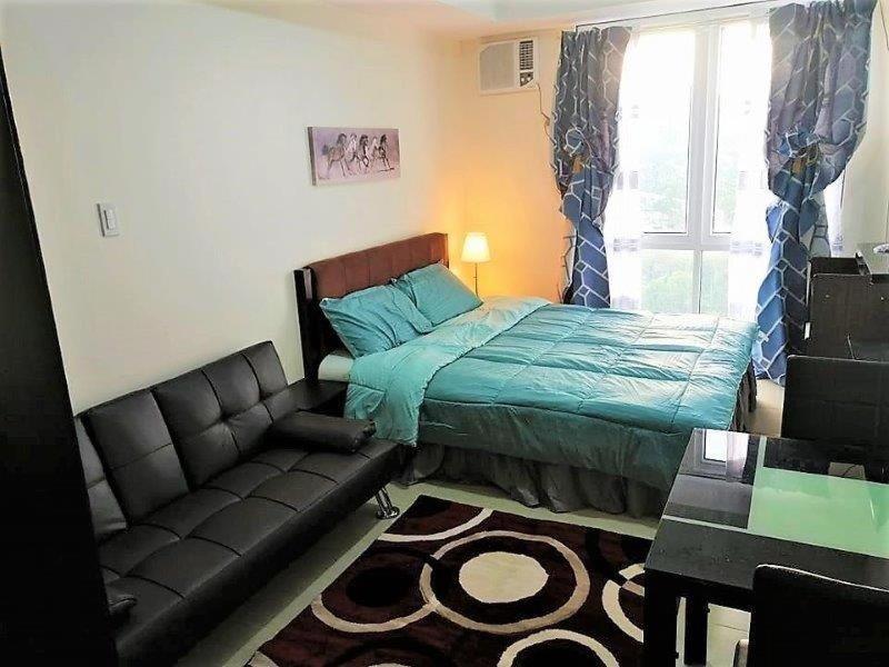Studio Condominium - Short and Long Term Staycation - Housity