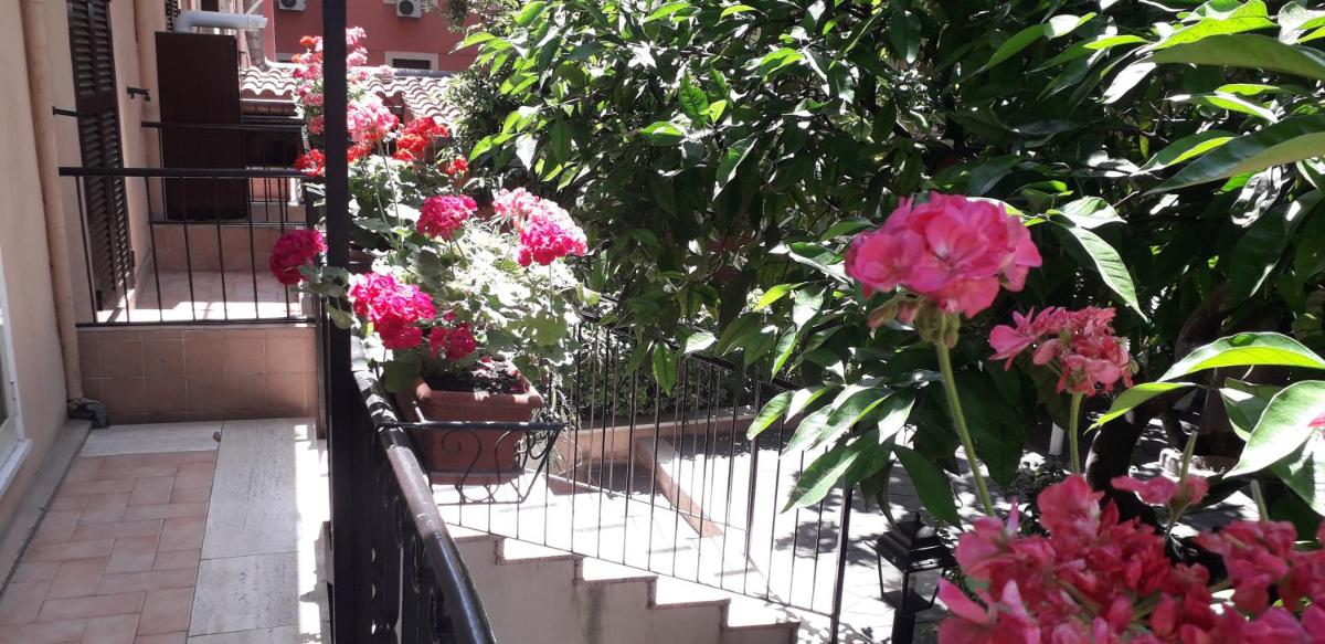 Gioia Guest House - Housity