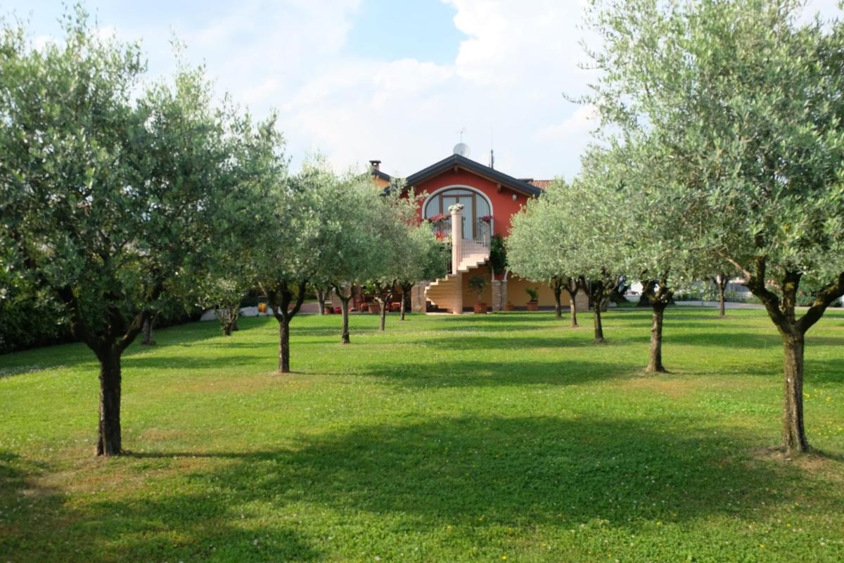 B&B agli Ulivi - Housity