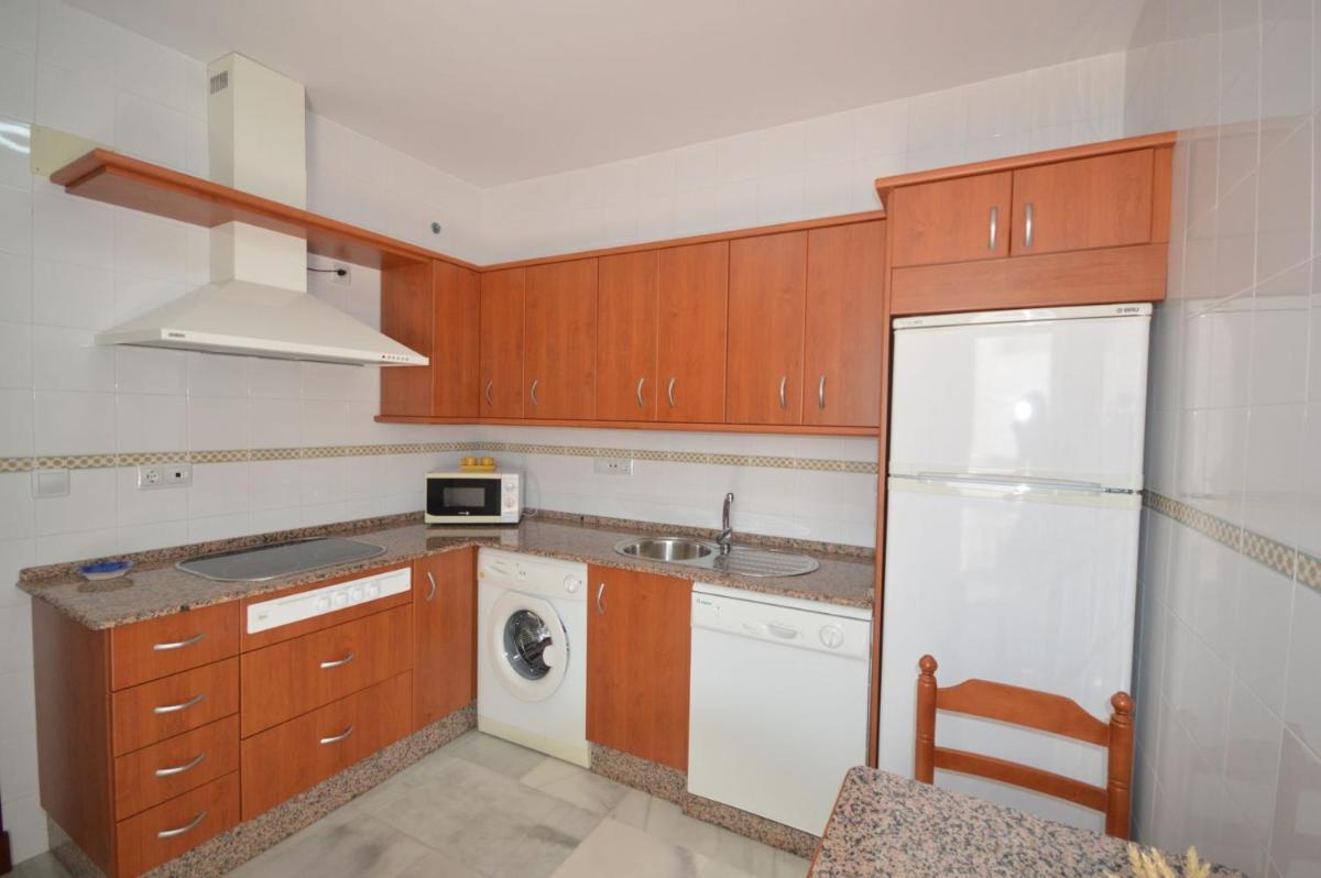 Apartamento centrico en Conil con garaje - Housity