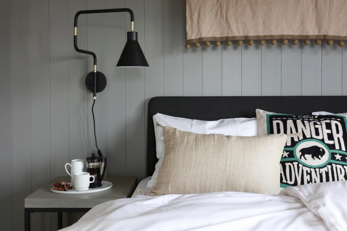 Solsiden Brygge Rorbuer - Housity