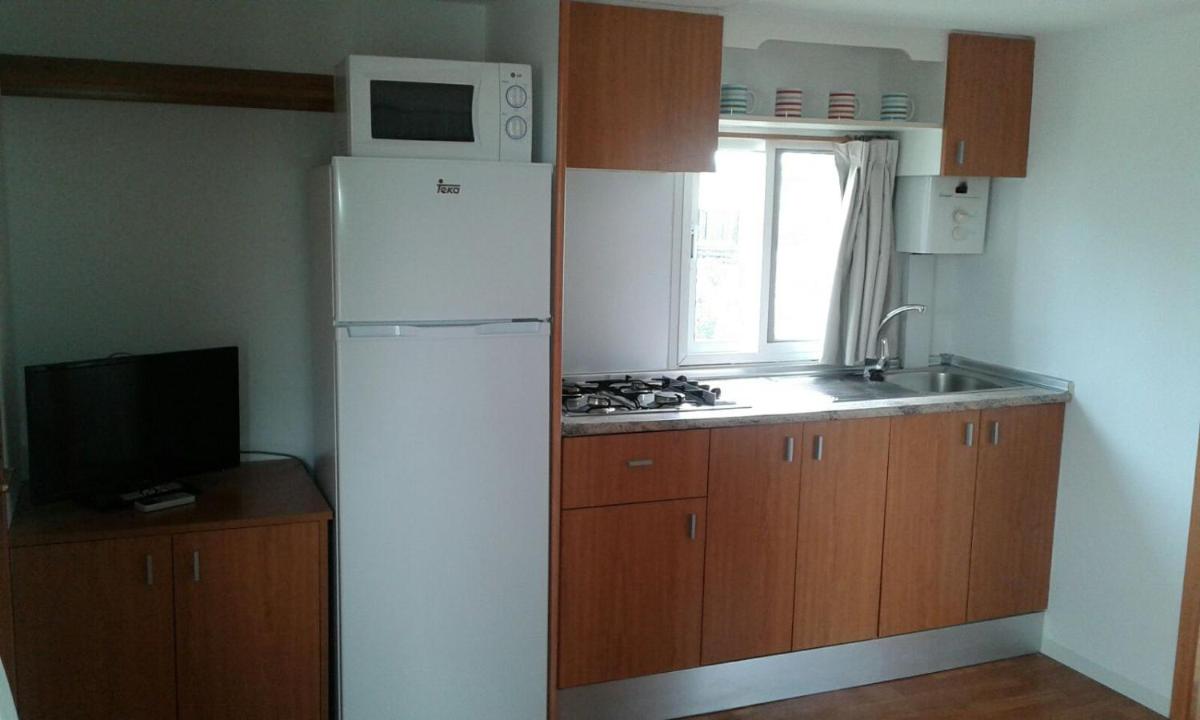Una cocina o zona de cocina en Alannia Costa Blanca