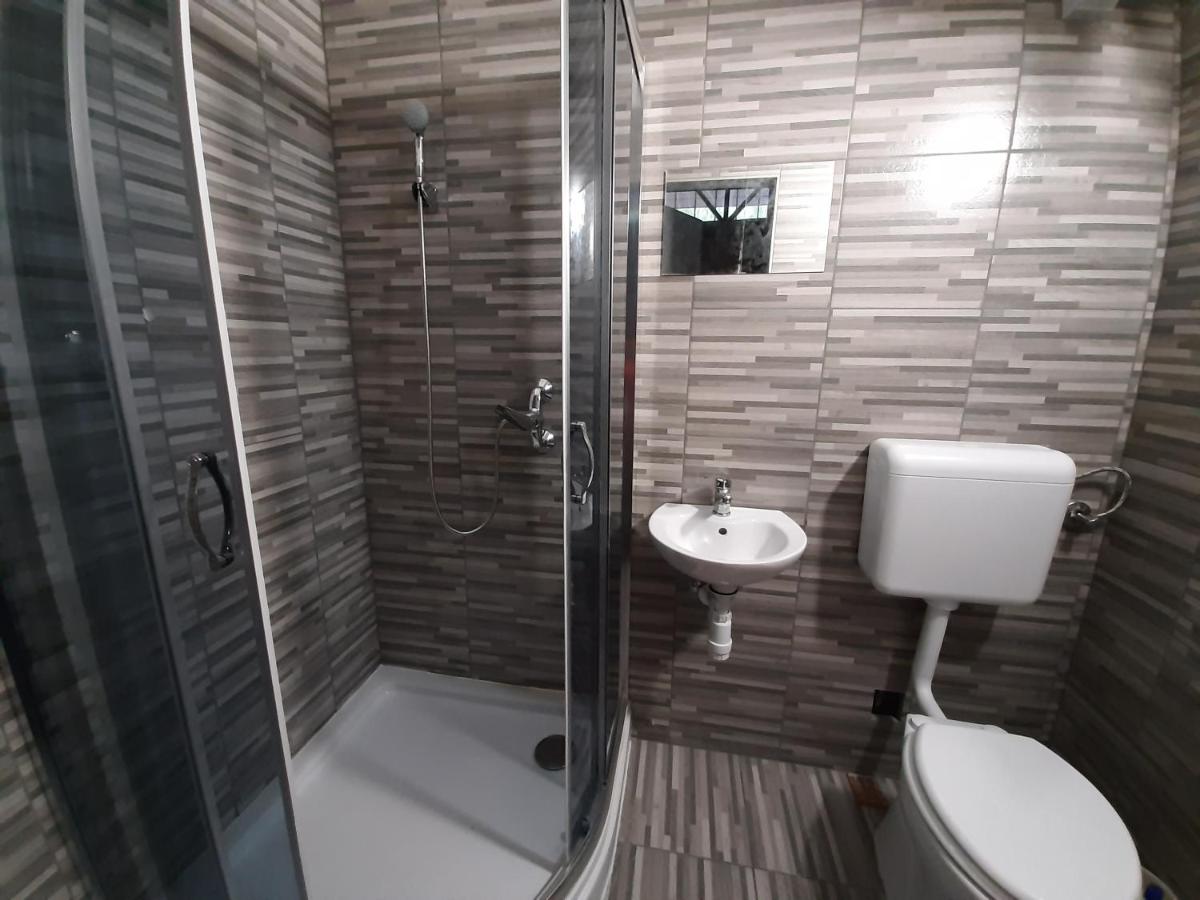 Pisztráng17 Apartman - Housity