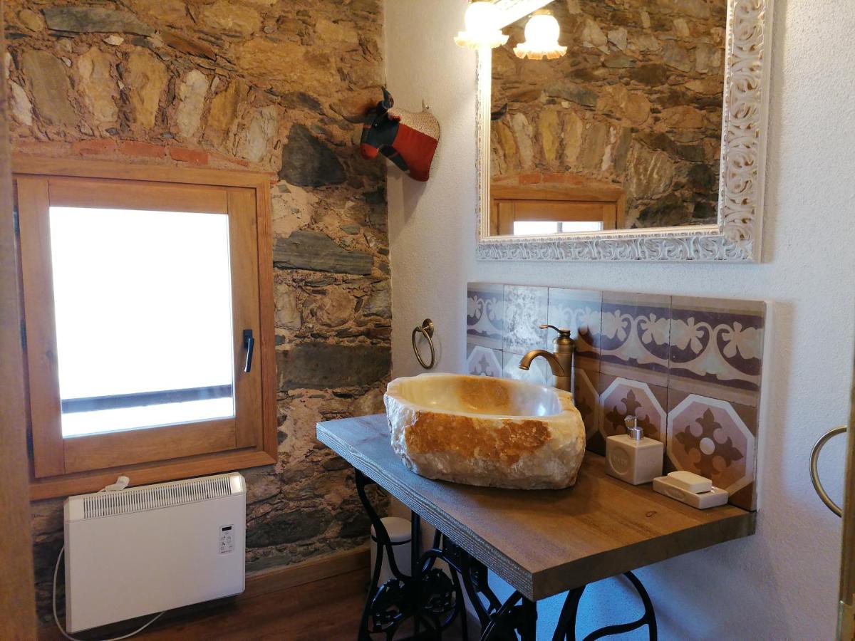 Casa de La Roca - Only Adults. - Housity