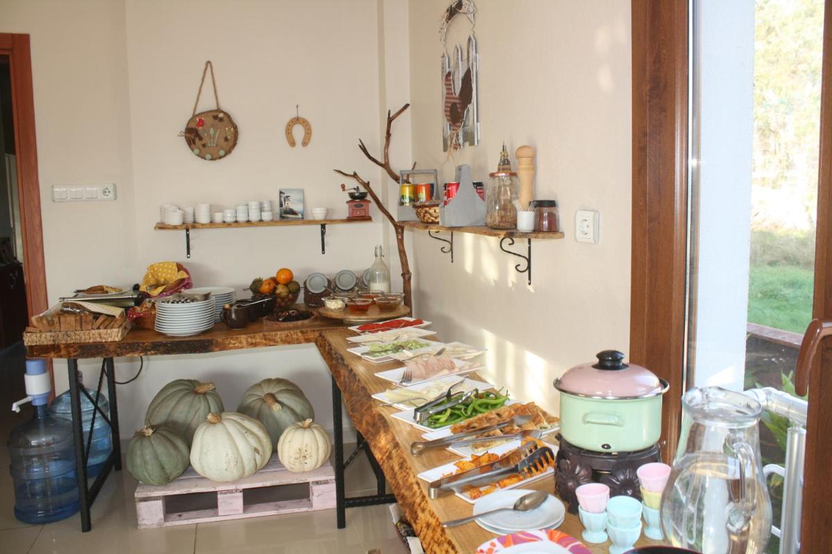 Sapphire Hotel - Housity