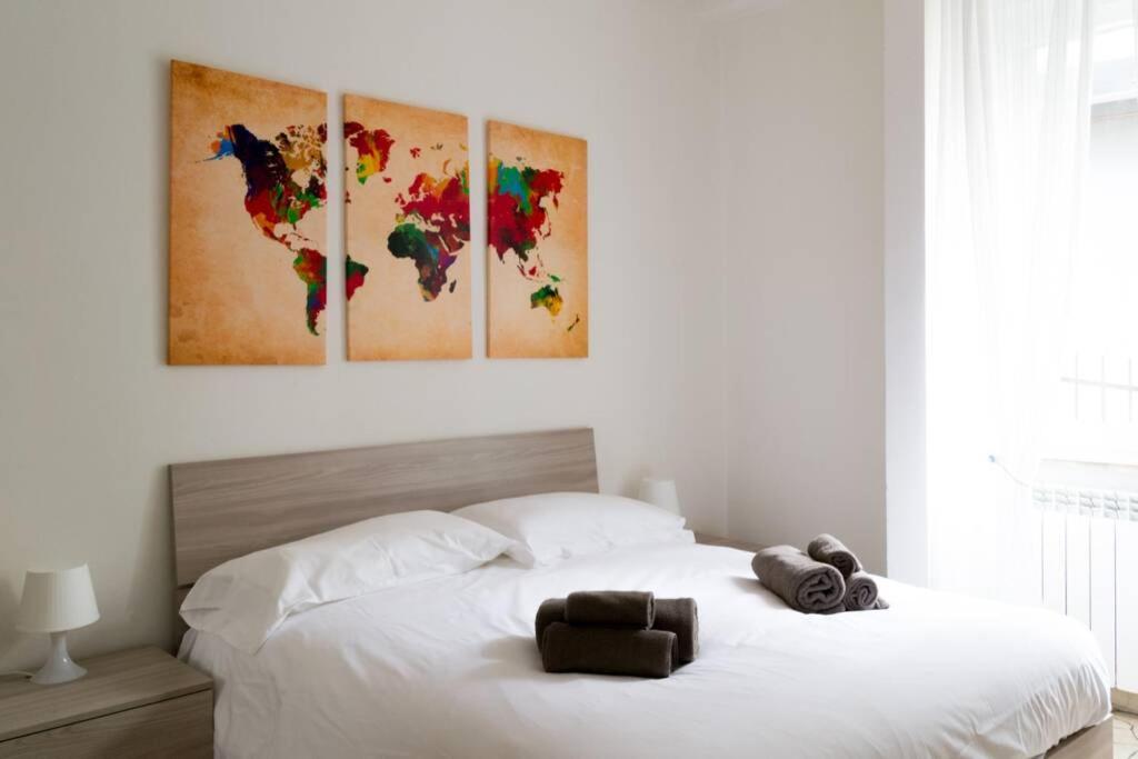 Mattias Apt - The House Of Travelers - Housity