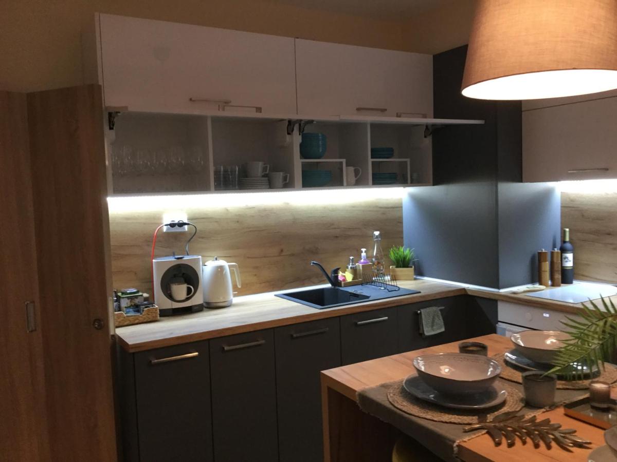 Your Place Apartment - Housity