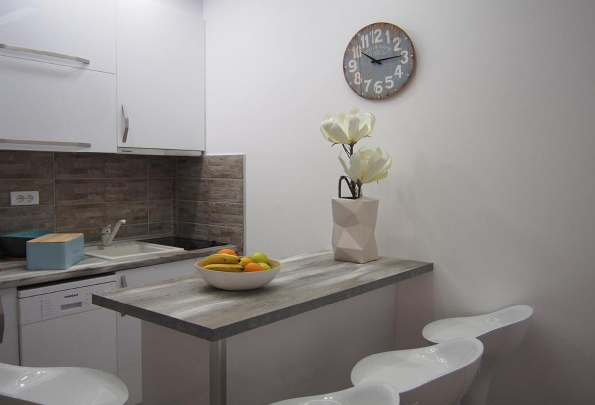 Apartment Djordje - Housity