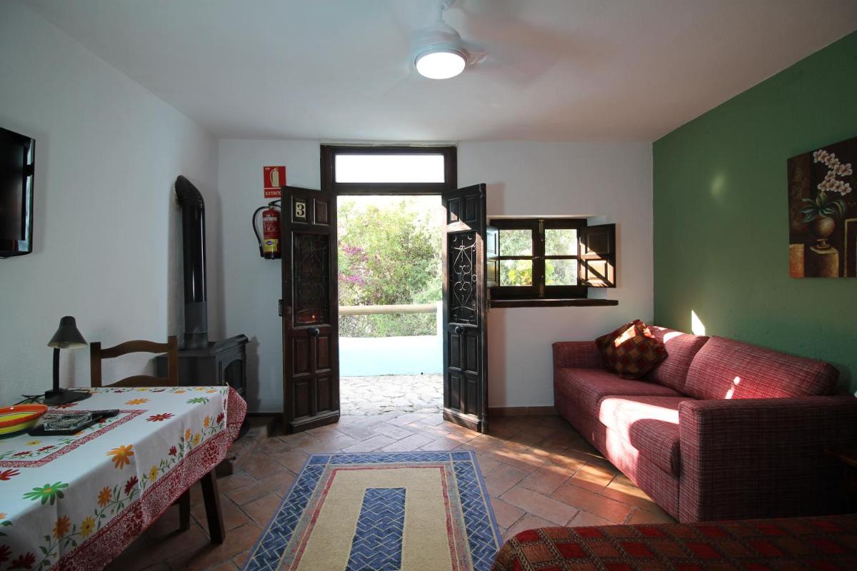 Casas Rurales Juzcar Centro - Housity