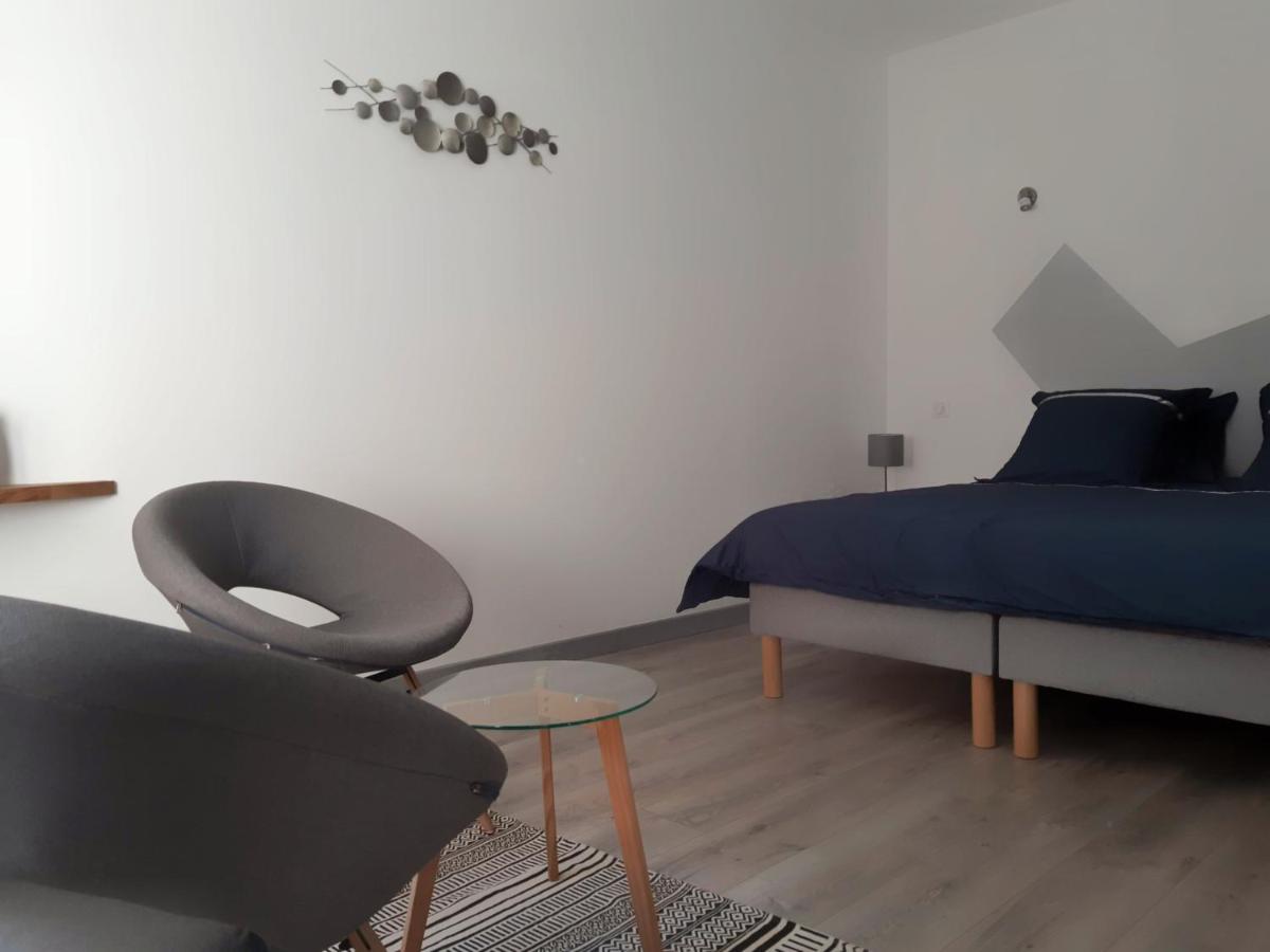La Cour - Housity