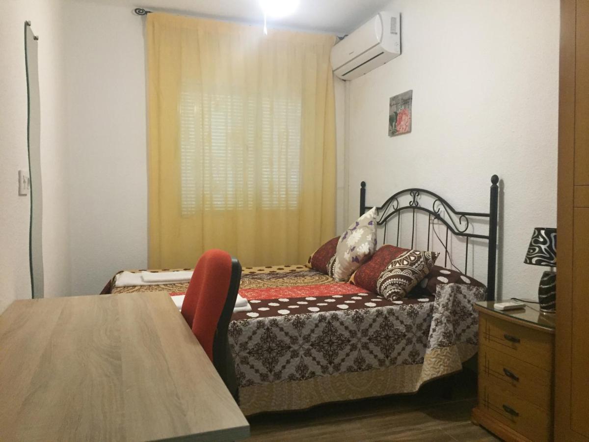 Apartamento Marix cerca Zapillo Playa by Almeria2stay - Housity