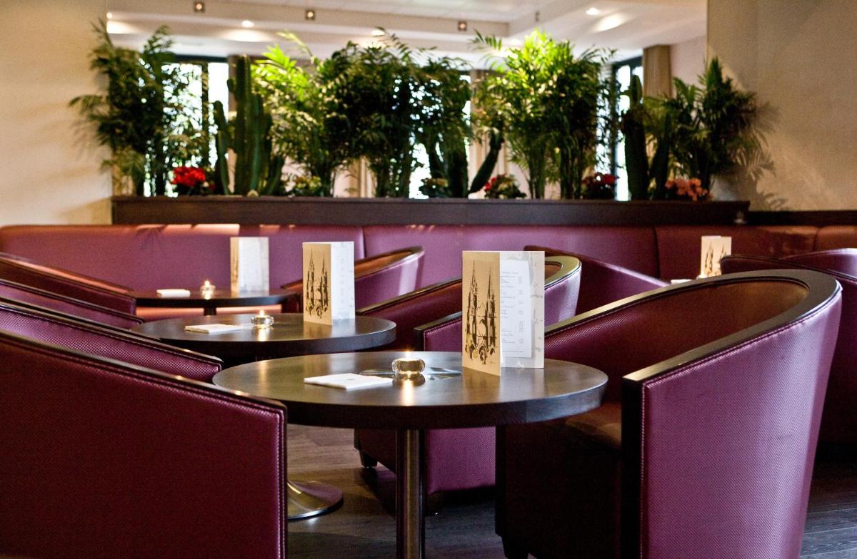 Restaurant ou autre lieu de restauration dans l'établissement Best Western Plus Hotel des Francs