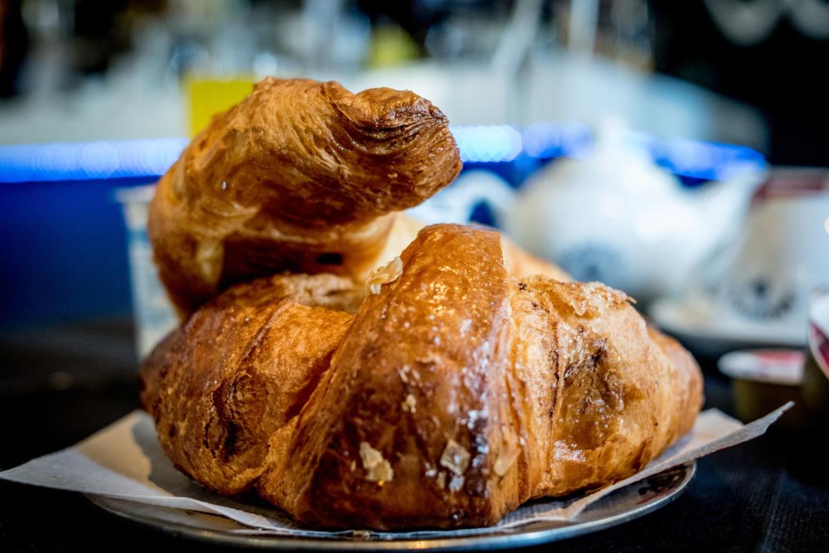 Hotel Scigliano - Housity