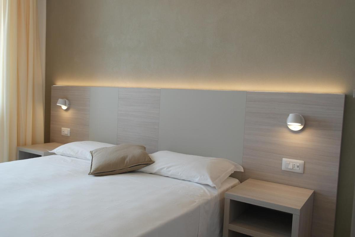 Hotel Karibe - Housity