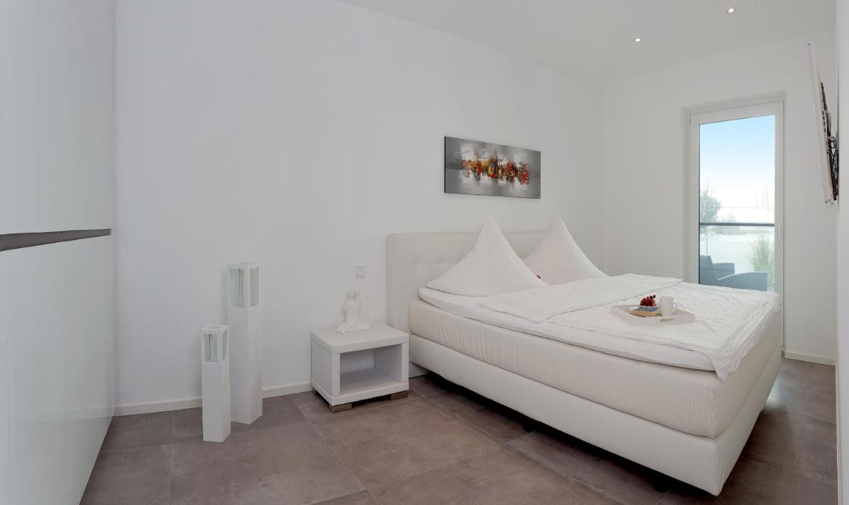 Exklusive Ferienwohnung mit Blick auf den Yachthafen - Housity