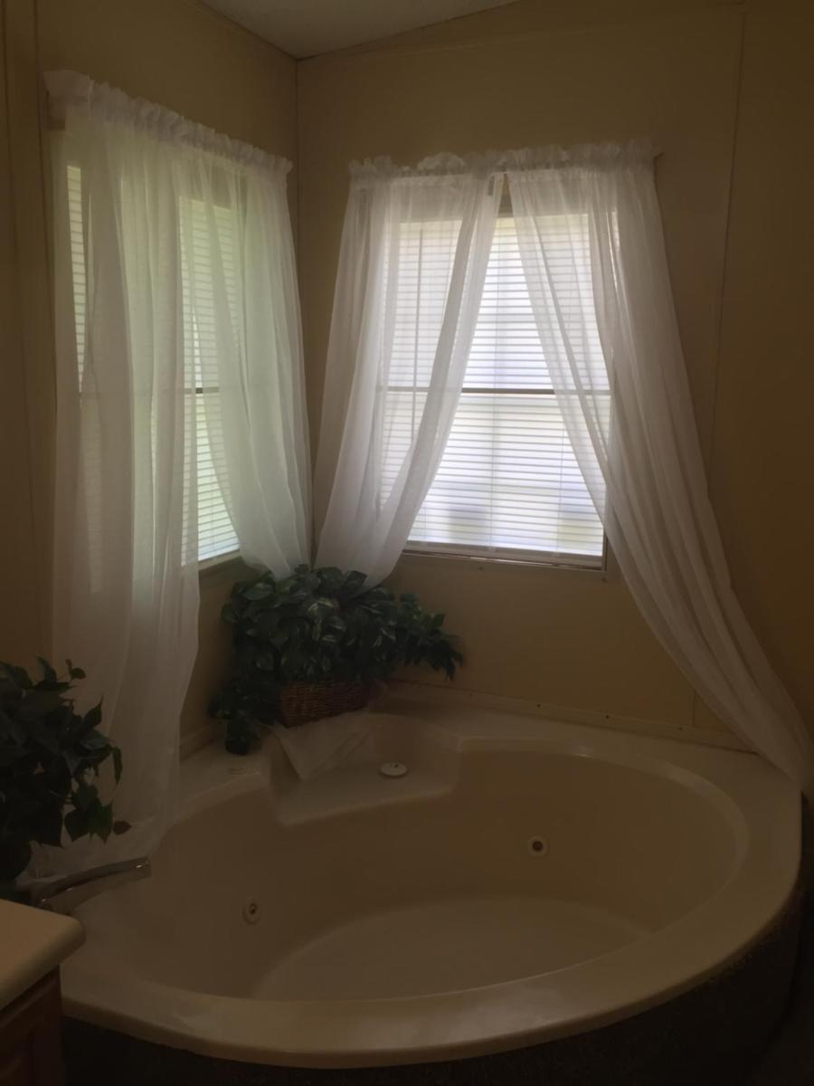 Willow Pond Vacation Home - Housity