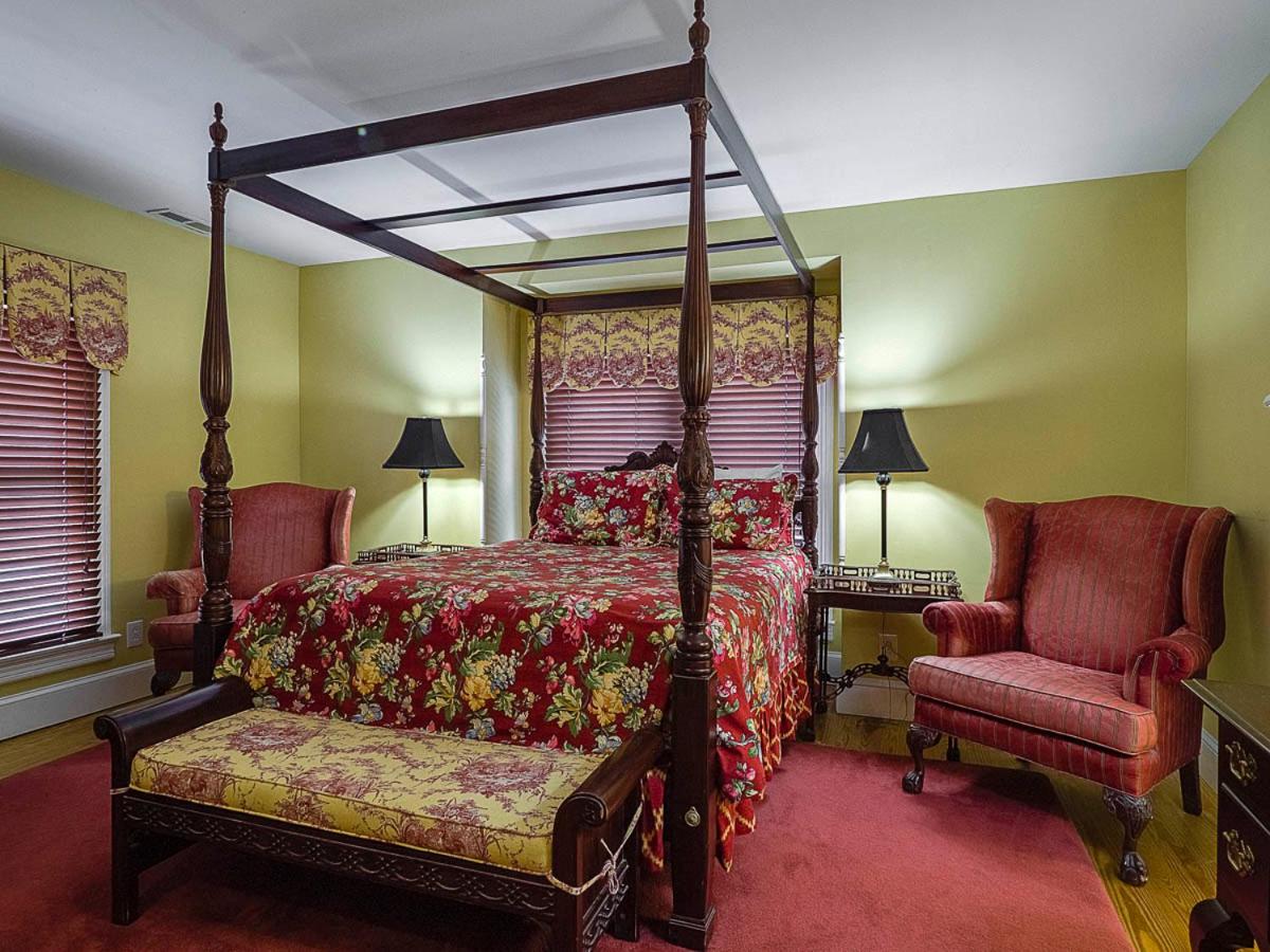 George Brooks House B&B - Housity