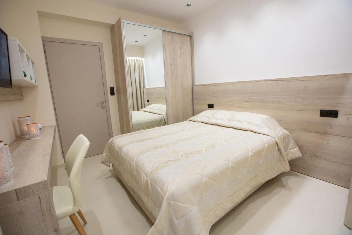 Marianthe Apartments - Housity
