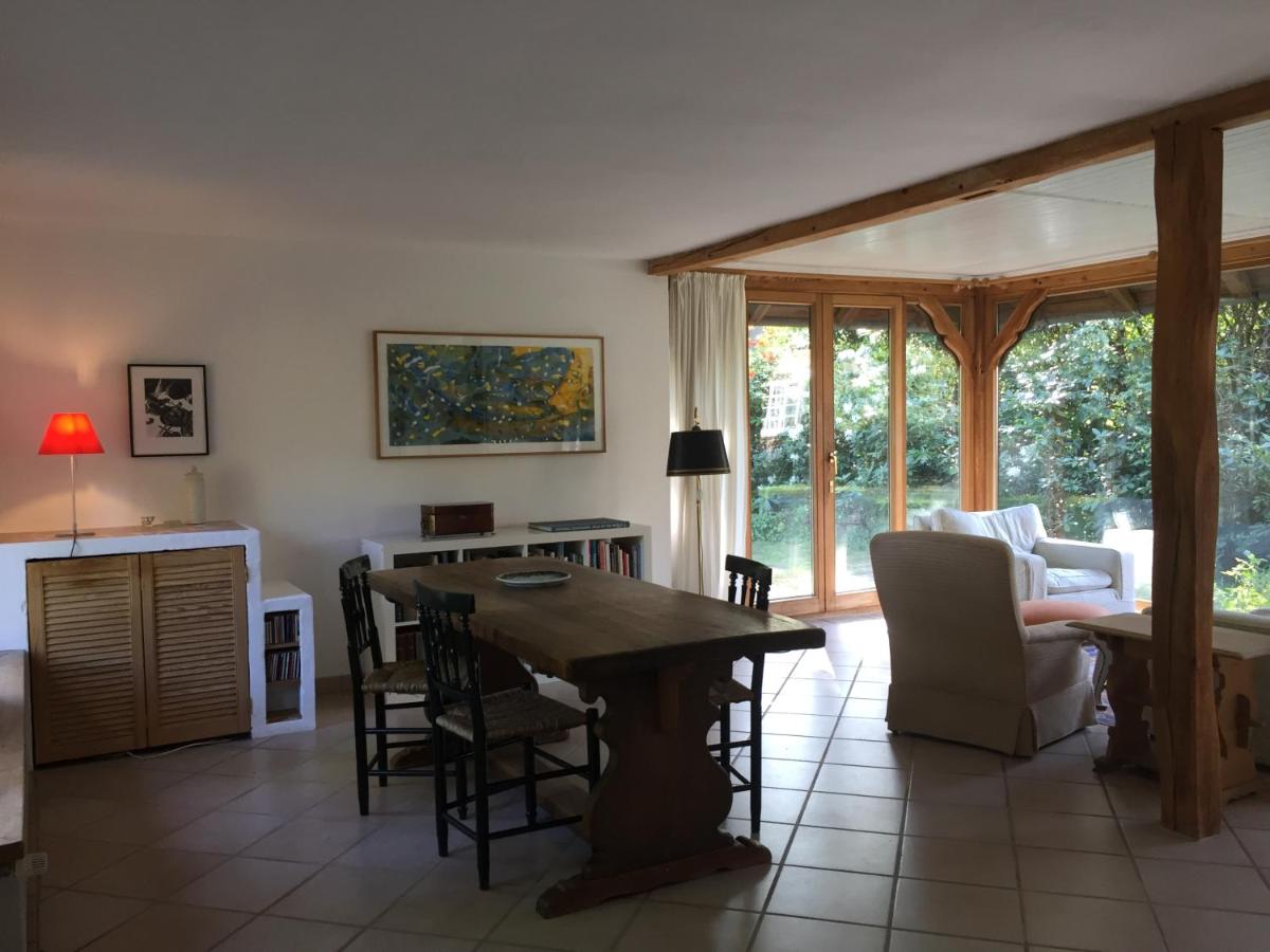 Hideaway - Housity
