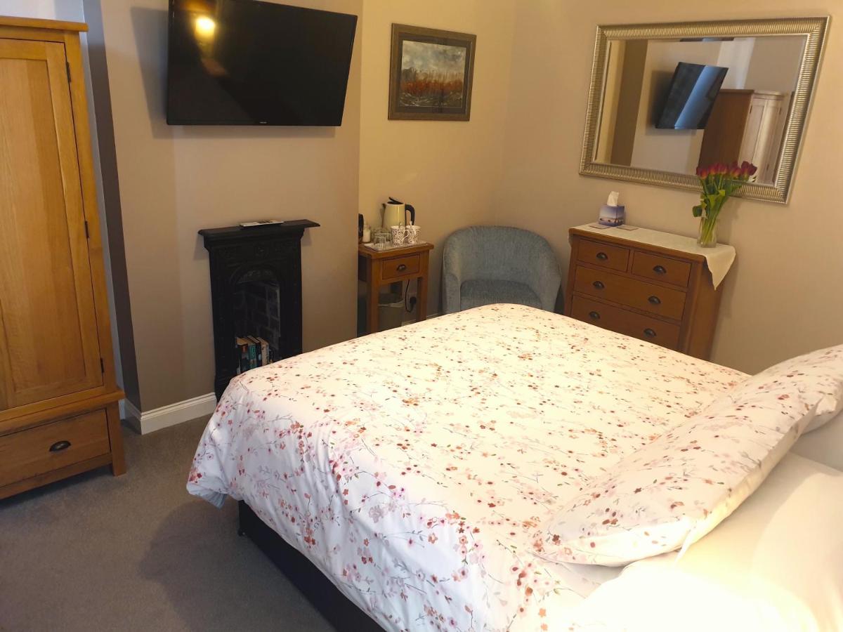 Lyndene - Housity
