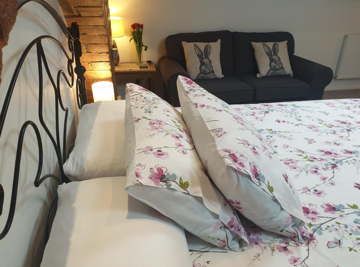 Lyndene - Housity