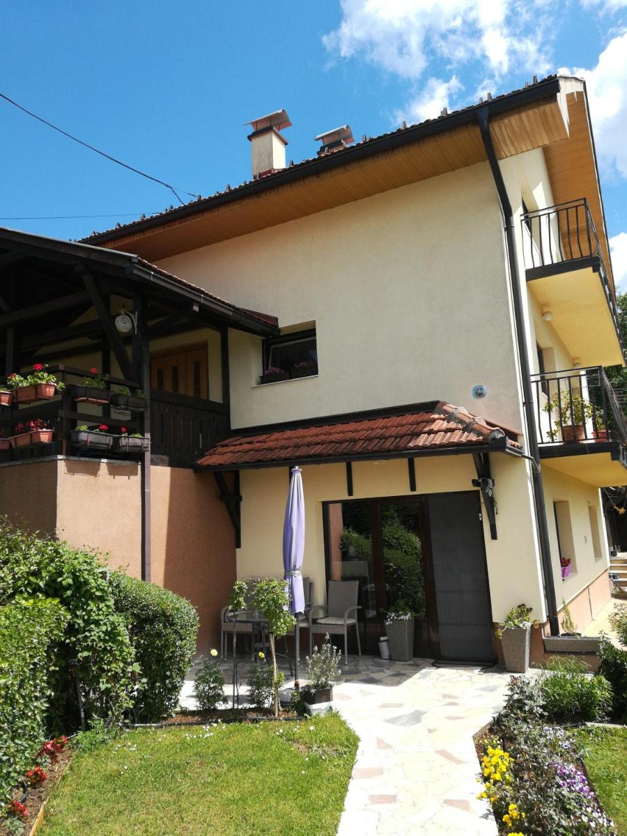 Kuća Marić Mačkat - Housity