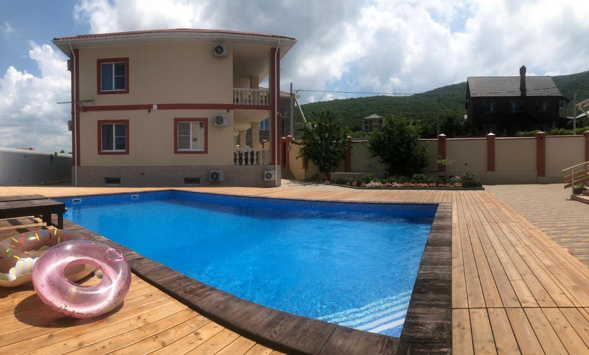 Villa Barvikha House - Housity