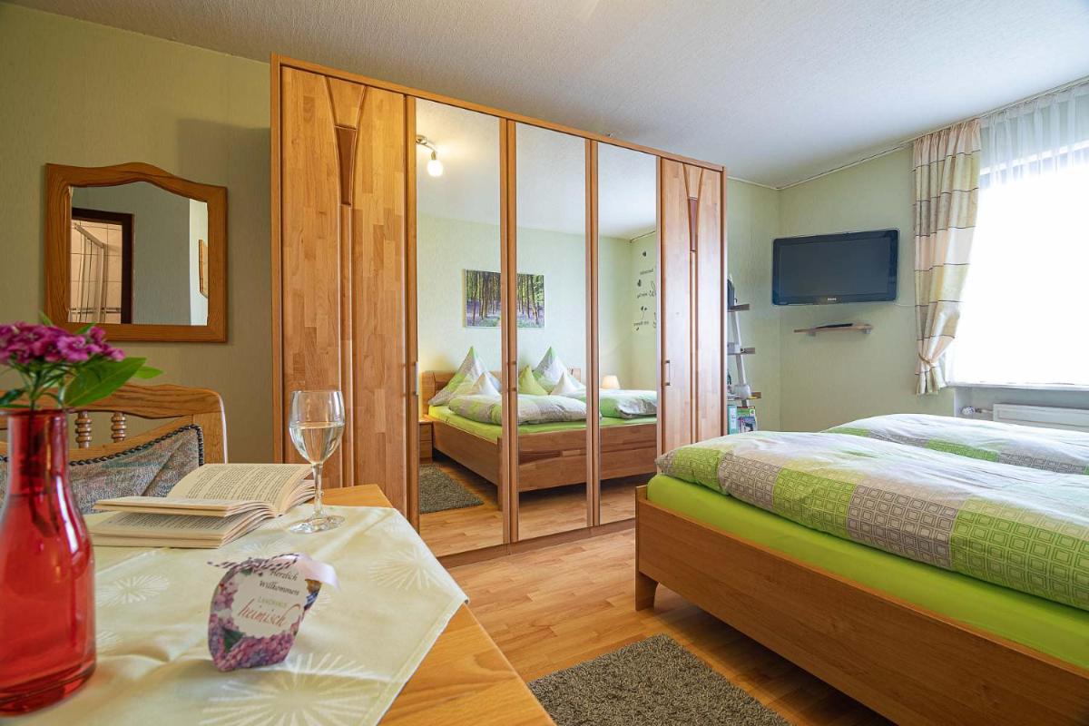 Landhaus Heimisch Bed & Breakfast - Housity