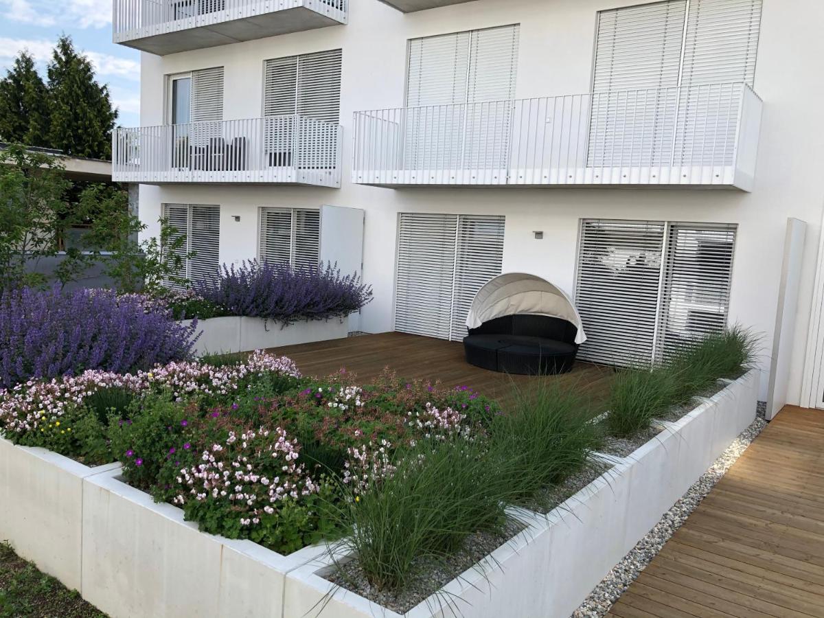 In Apartments - Housity