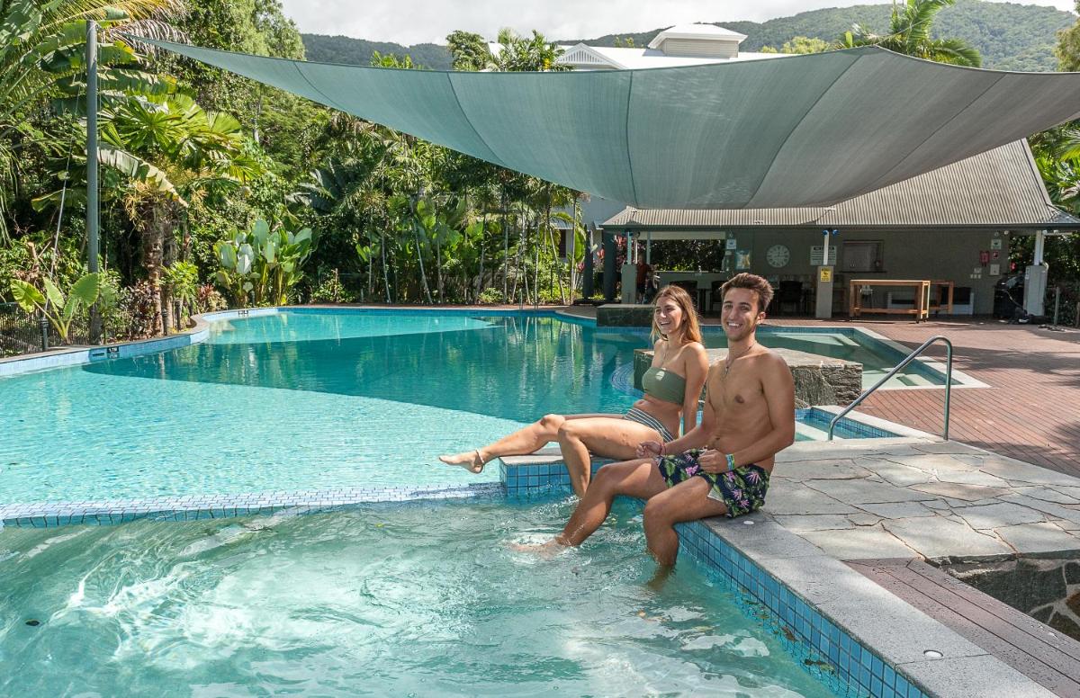 Oasis at Palm Cove - Housity
