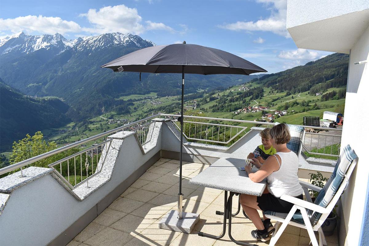Appartement am Berg - Housity