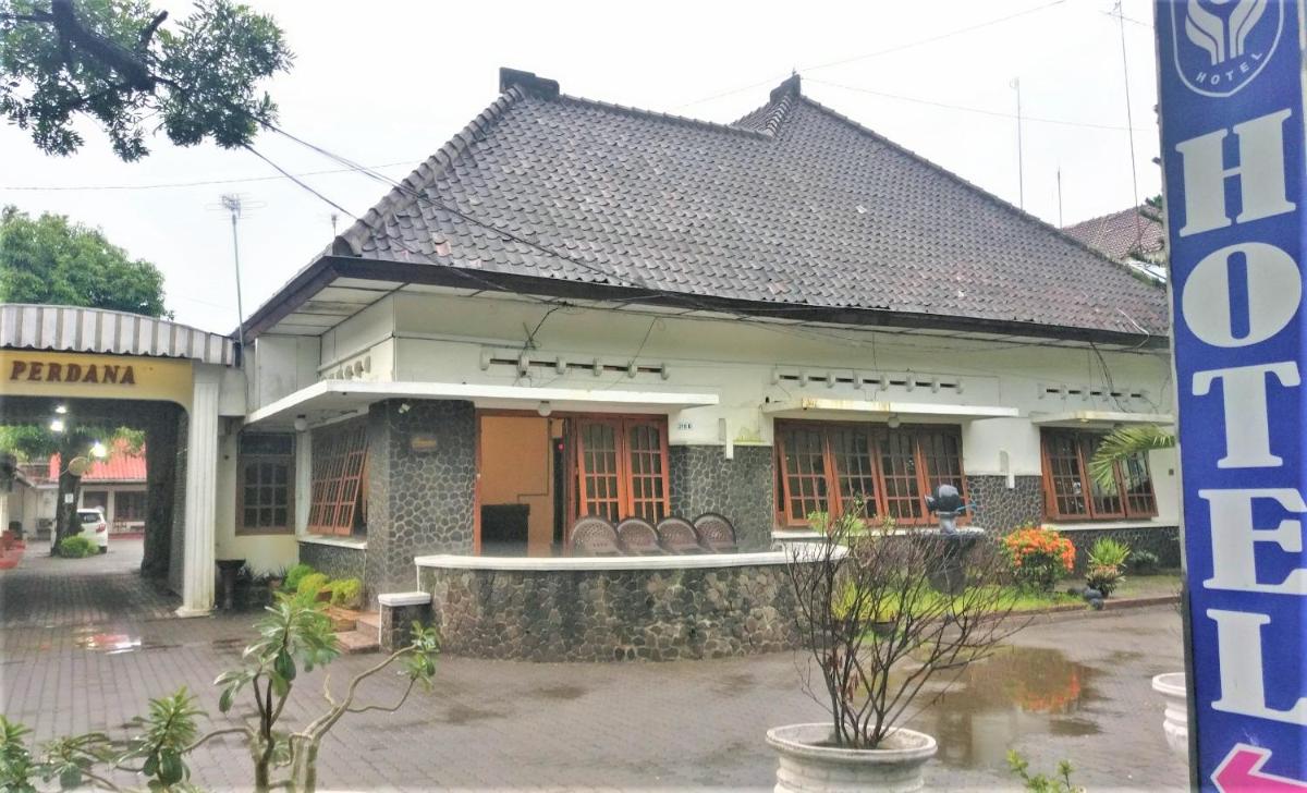 Hotel Perdana - Housity