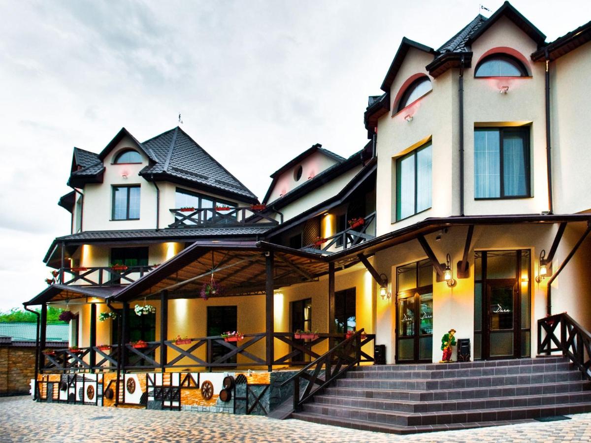 Hotel Complex Dacha - Housity